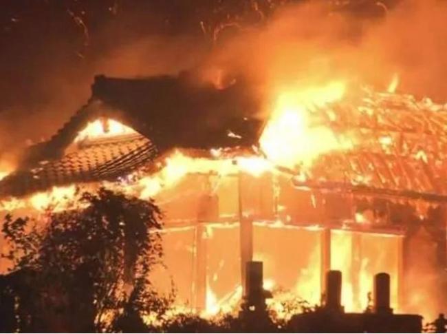 日本一地发生大规模火灾 170栋建筑受损