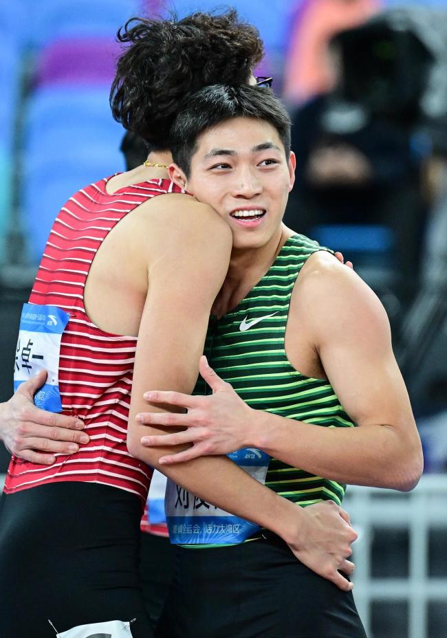 徐卓一获全运会110米栏金牌 上海队荣耀本事