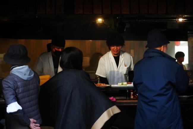 日本经济绷不住了 外需内需双承压