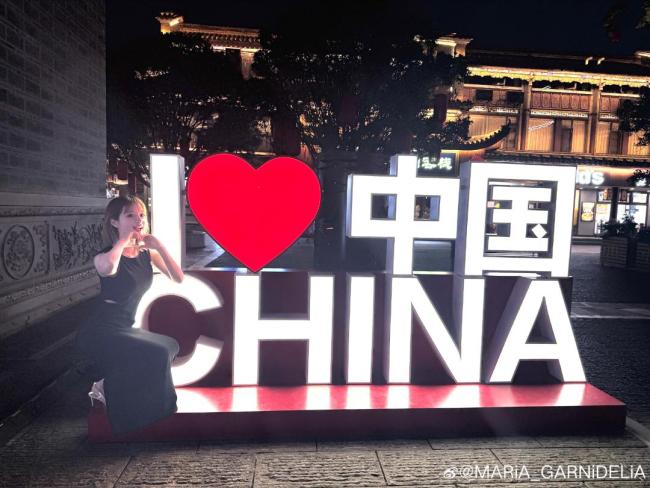 美依礼芽支持中国后遭受外界压力 坚定立场获粉丝力挺