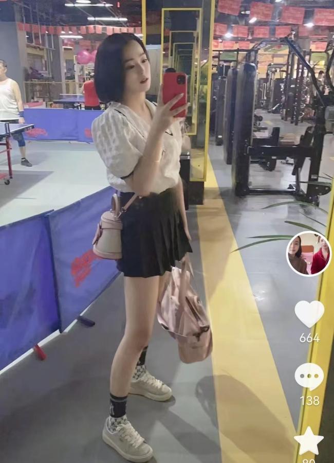 女子被车撞伤死亡 男友未打120 法院判男友无罪引发争议