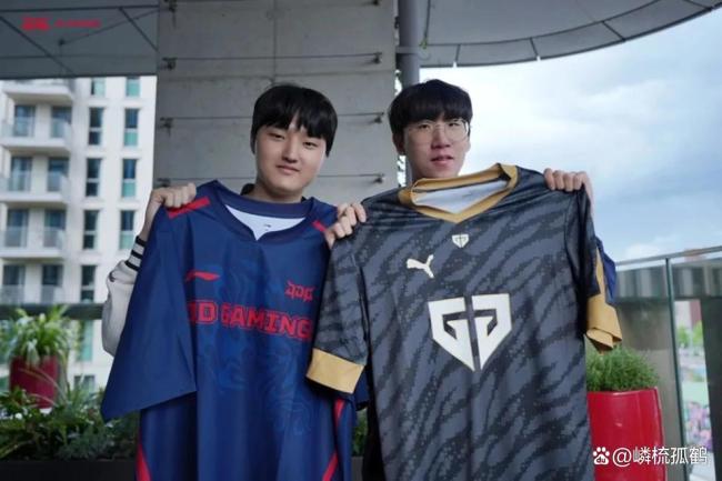 peyz T1 三年长约锁定新AD