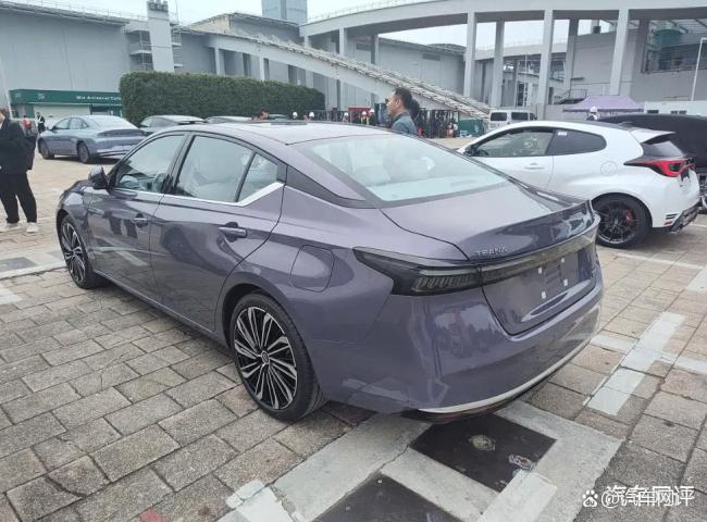 新款日产天籁·鸿蒙座舱上市 智能舒适新体验