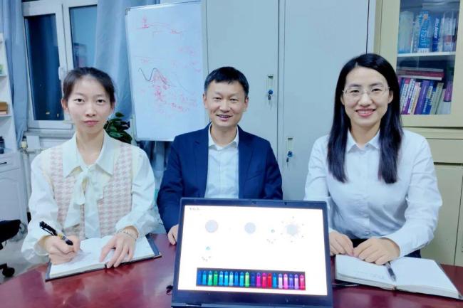 黑龙江大学首篇《Nature》诞生 绝缘体发光新突破