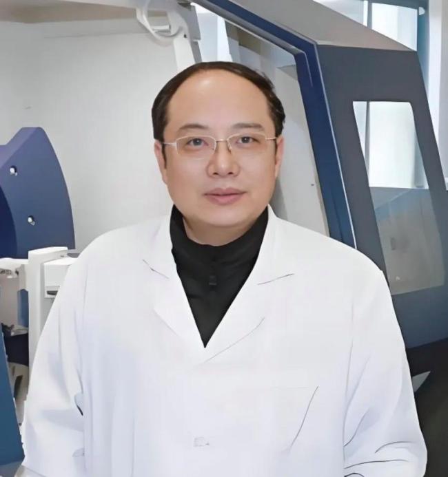 江科大郭某团队博士：他从未上过课 学历造假被揭发