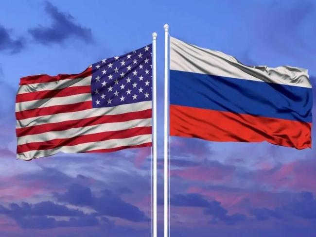 媒体人:特朗普摊牌泽连斯基别无选择 美俄默契施压