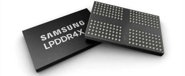 內(nèi)存價格堪比黃金這鍋該誰背 AI熱潮推高存儲成本