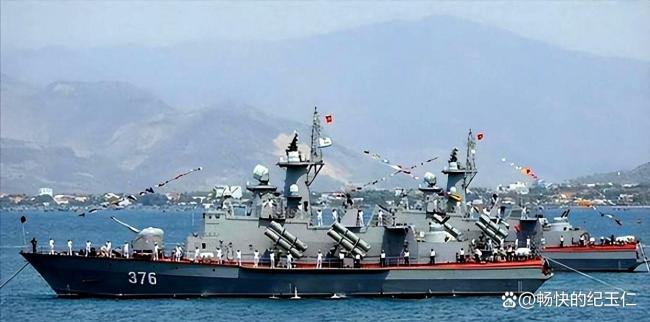 南海艦隊(duì)發(fā)布視頻:假如戰(zhàn)爭(zhēng)爆發(fā) 備戰(zhàn)信號(hào)強(qiáng)烈