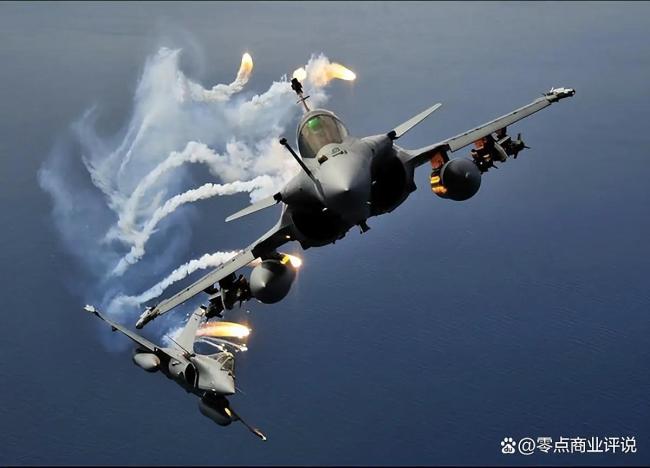 印度战机坠毁地点卫星画面公布 飞行员未弹射逃生引发疑问