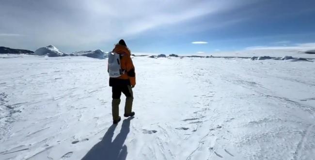 俞敏洪南極游為啥引發(fā)眾怒 老板在玩，員工在加班