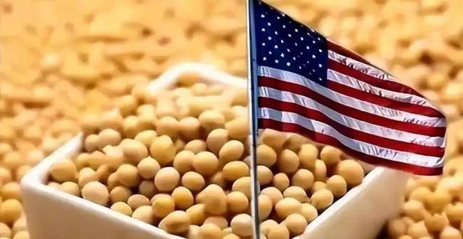 美国货轮开往港口，时隔半年向中国运大豆