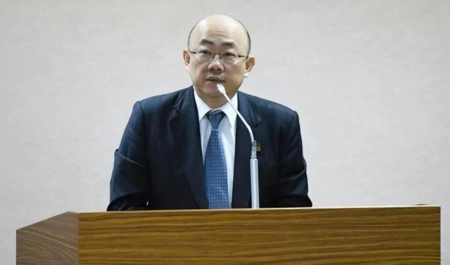 台评论员说高市早苗尴尬了