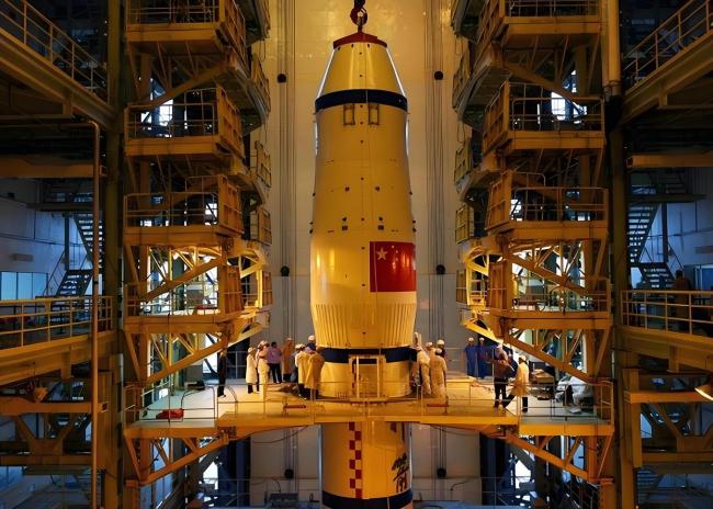 难度再升级？神舟二十二号将满载物资发射，无人对接挑战有多大？