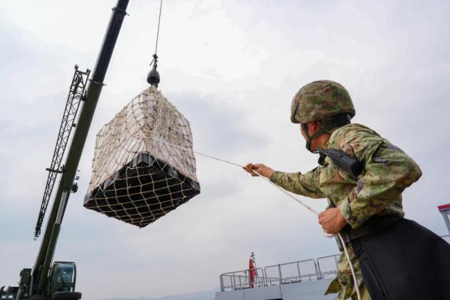舰艇编队“遭袭”!直击后装综合保障演练现场