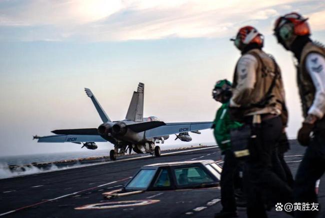 美国打捞南海坠机的船只性能如何?