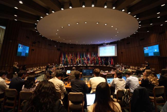 拉丁美洲贫困率创历史新低；贫富差距依然严峻