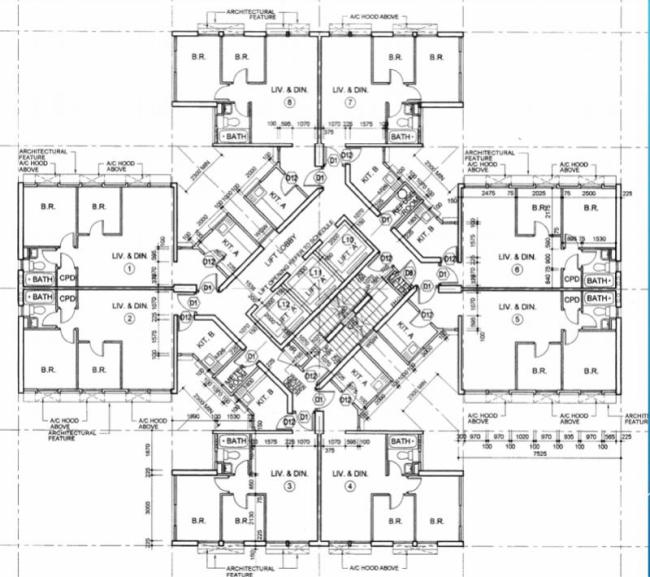 香港火灾一名31楼被困老人获救送医 救援行动持续进行