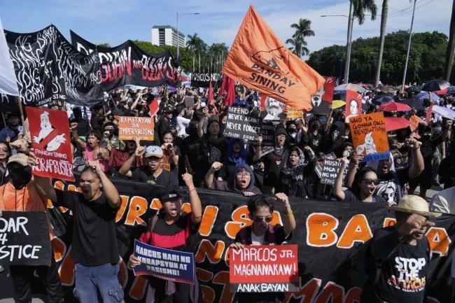 贪腐案逃犯爆料菲总统收27箱钱 反腐风暴升级