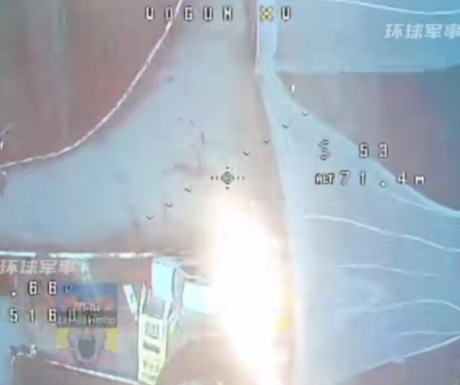 俄军无人机焚毁乌军防无人机路网！铝热剂空中突袭