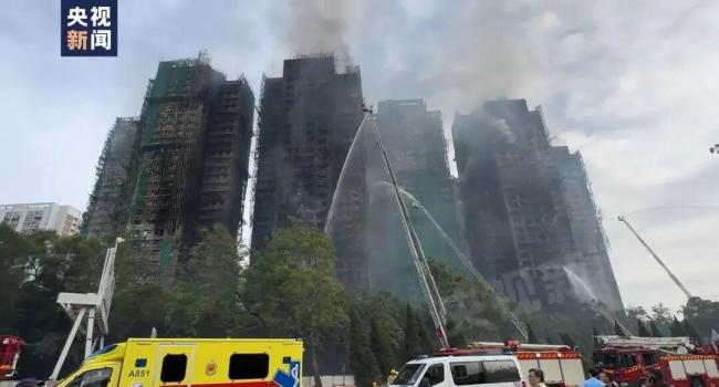 香港消防處繼續(xù)處理25起失聯(lián)個案 破門搜索預(yù)計完成