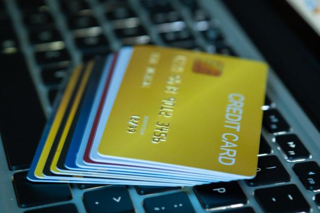 男子套現(xiàn)超850萬被判緩刑9個(gè)月 法律紅線不可逾越