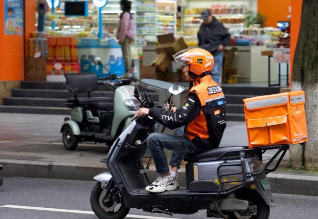 淘寶閃購將全面取消超時扣款，年底前覆蓋全國 騎士配送更從容