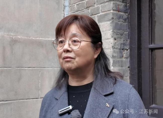 吴氏的后代收到了假户口证。安静的荣耀不再安静。