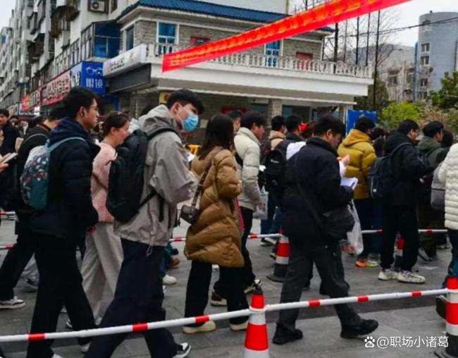 35歲男子稱國(guó)考像進(jìn)復(fù)活賽 年齡放寬帶來(lái)新機(jī)遇