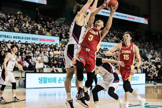 中国男篮再负韩国 世预赛两连败 进攻端低迷