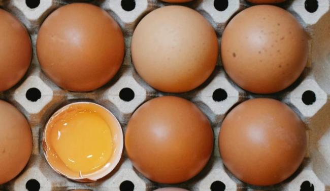 激素雞蛋成短視頻平臺(tái)流量密碼 謠言引發(fā)消費(fèi)者恐慌