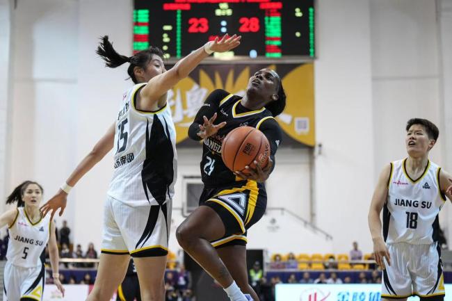 WCBA揭幕戰(zhàn):廣東女籃領(lǐng)戒指大勝江蘇 楊舒予15+6+7羅欣棫21分:東莞隊(duì)強(qiáng)勢逆轉(zhuǎn)
