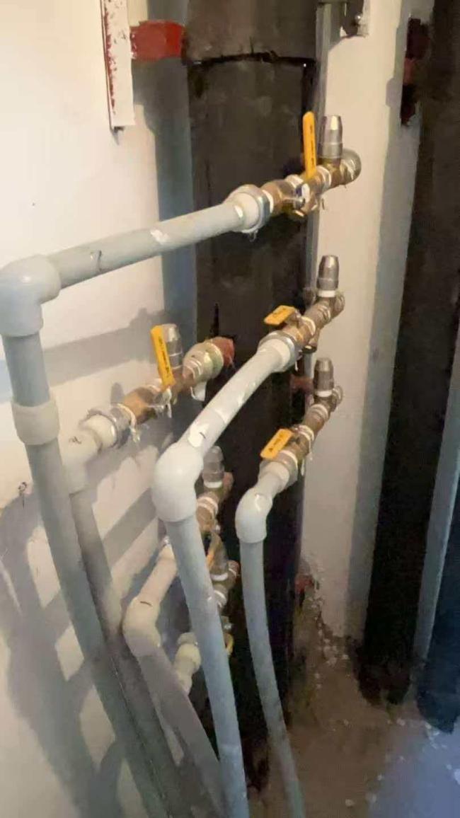 市民供暖報(bào)停要求先買(mǎi)2960元防盜閥 報(bào)停需鄰居同意引發(fā)爭(zhēng)議