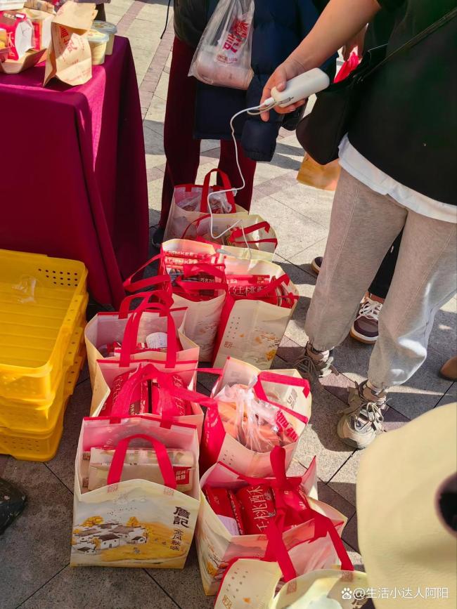 安徽广德“三件套”爆火密码是什么 跨省美食冲锋引发热潮