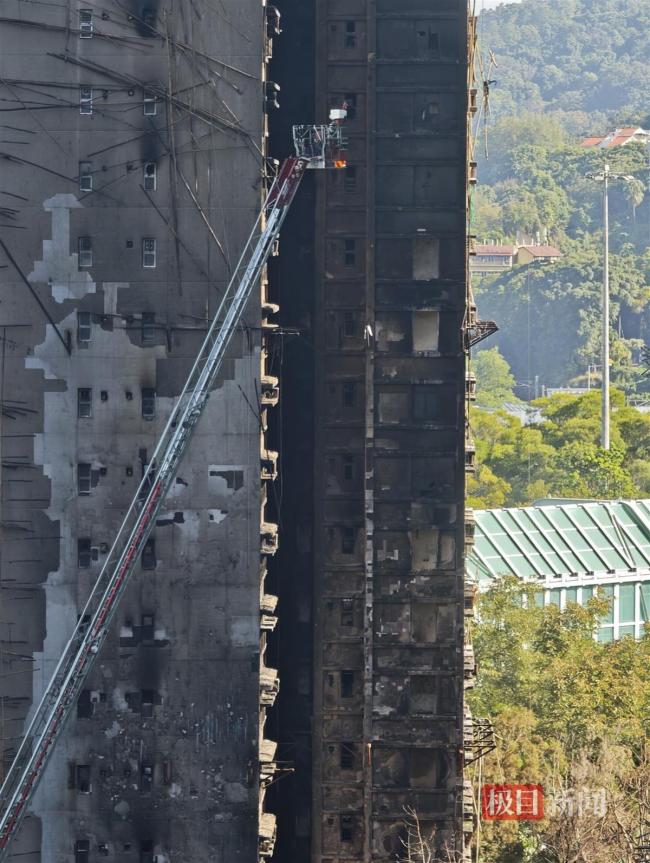 香港：警方已完成大埔火灾中两栋大厦搜索，未发现遗体 失踪者多数确认安全