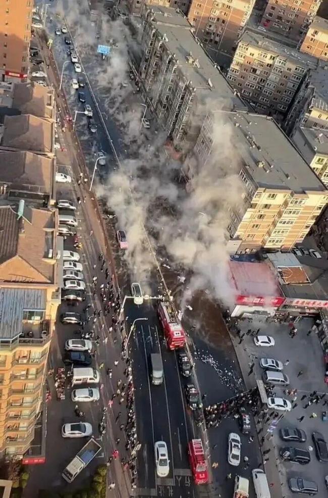 大连暖气管爆裂事故致1死1伤 供热管网已恢复