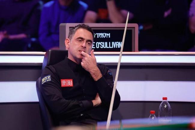 周跃龙生涯首胜奥沙利文 结束7连败 中国球手创纪录挺进16强