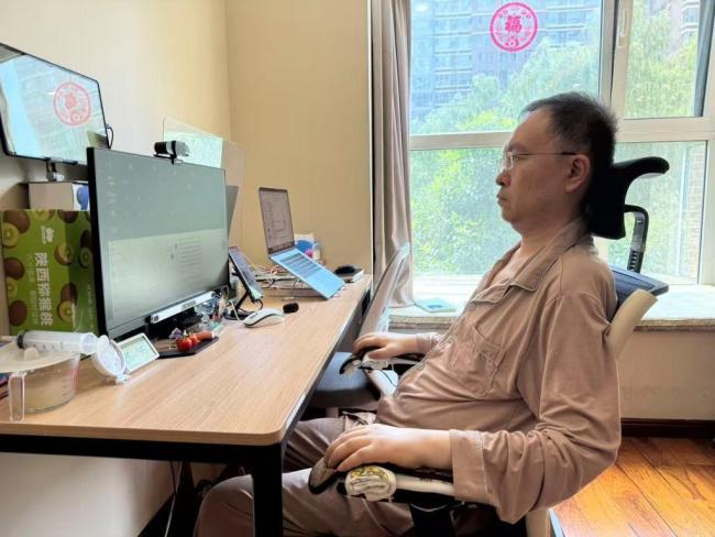 蔡磊已准备好尝试脑机接口 科技改写生命希望