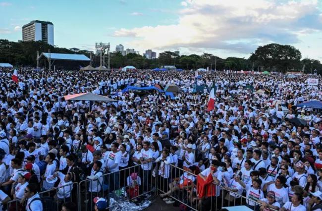 小馬科斯為何仍“穩(wěn)坐釣魚(yú)臺(tái)” 信任危機(jī)下的自保策略