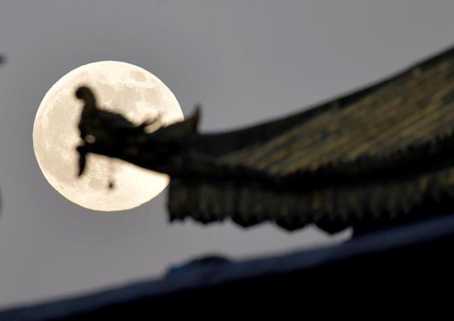 2025最后一次“超级月亮”将登场 天文爱好者别错过