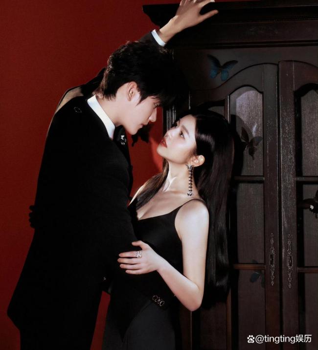 周柯宇 姐弟恋在家好刺激