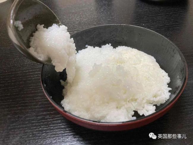 日本特色白粥盖浇米饭！