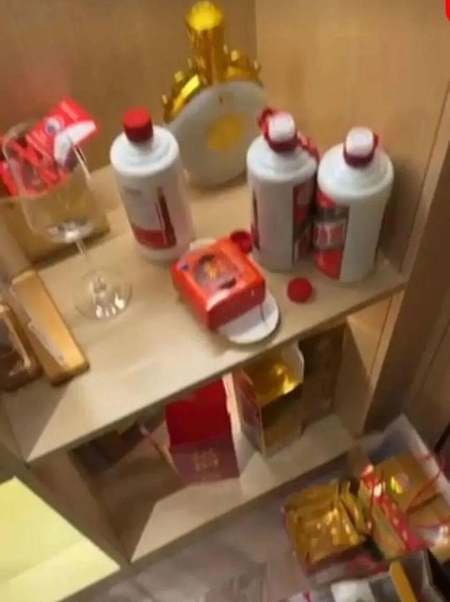 国企高管被举报接受高档宴请 纪委已介入调查