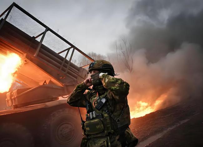 法国总统马克龙结束访华 外交大戏暗流涌动