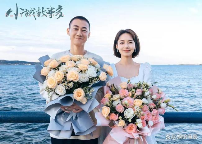 张佳宁疑似新恋情曝光，与男友路边对峙，被传与高至霆已分手 情感纠葛再引关注