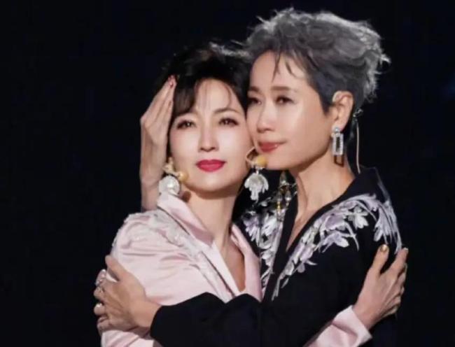 叶童说许仙是被白娘子蒙骗的 澄清退出巡演真相