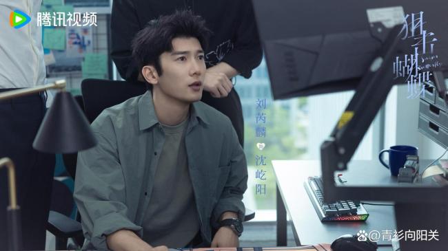 柯淳宣传狙击蝴蝶 姐弟恋题材引热议