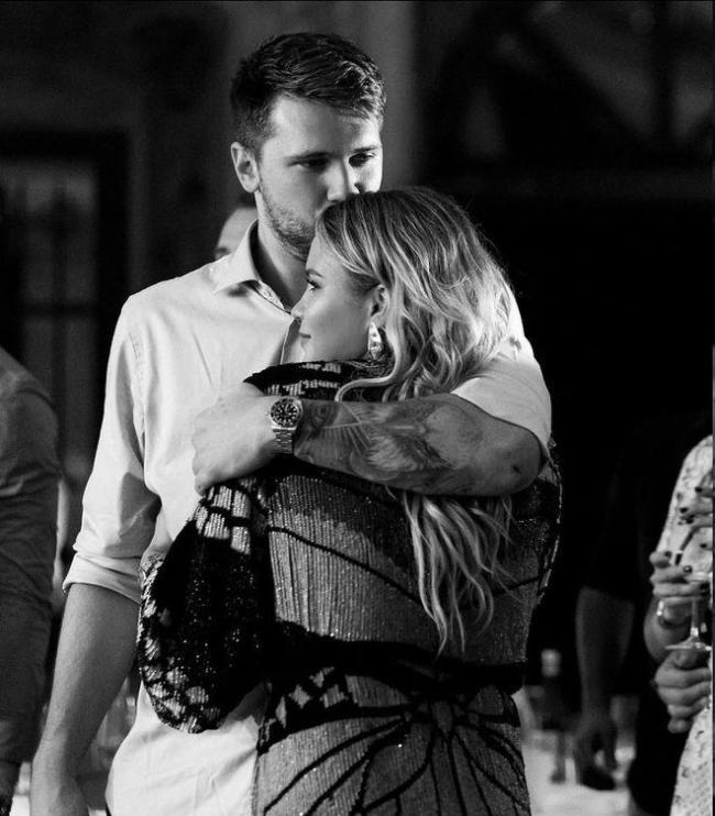 东契奇二胎得女 喜迎新生命