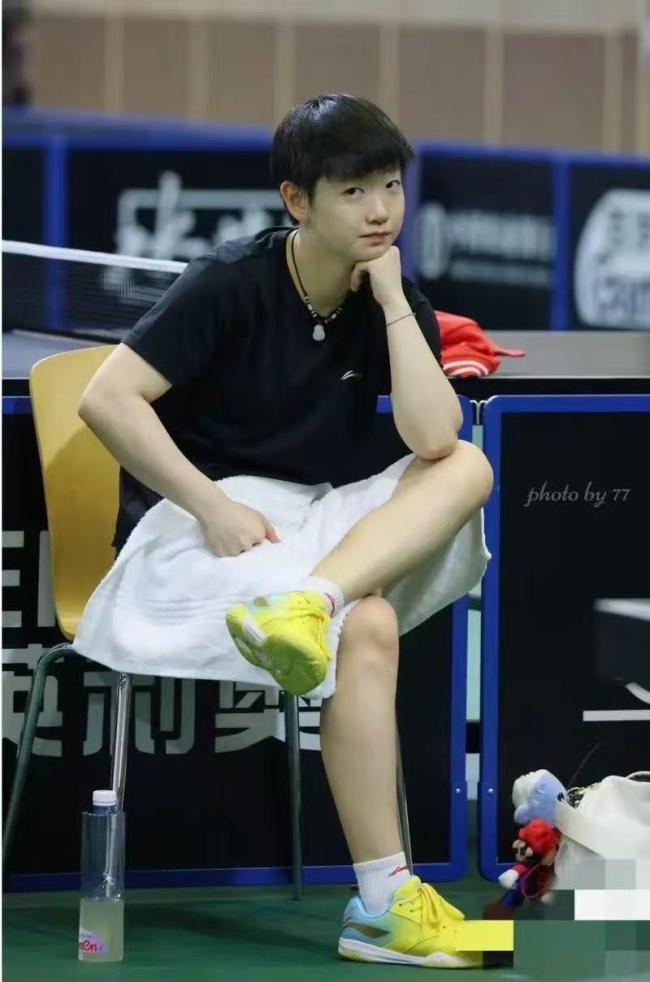 马克龙喊孙颖莎打乒乓球 中法友谊赛精彩互动