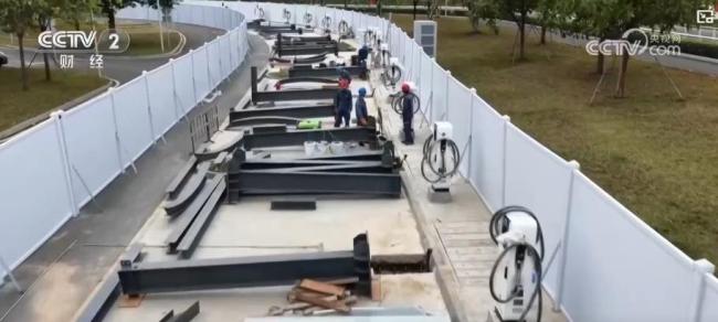 多地公共区域充电桩建设提速升级