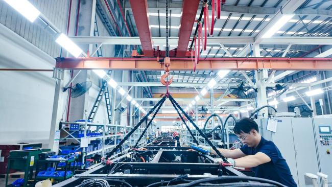 他們經(jīng)得起“一鏡到底” 用事實回擊質(zhì)疑